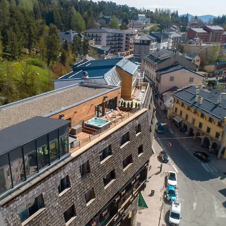 Level Mountain Apartment *