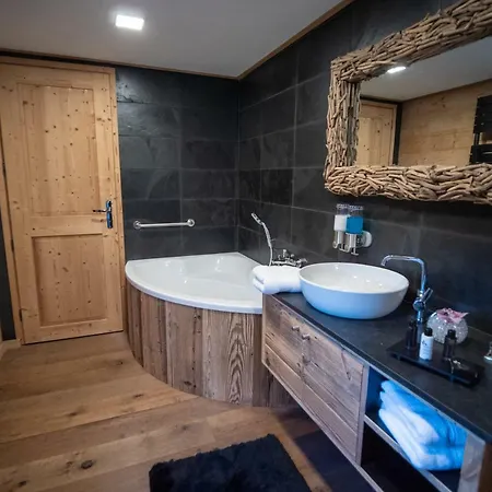 Level Mountain Apartman *